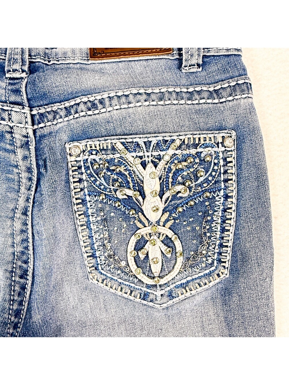 Y Jeans Los Angeles Embellished Bootcut Jeans Women’s 9/10 - Picture 7 of 15